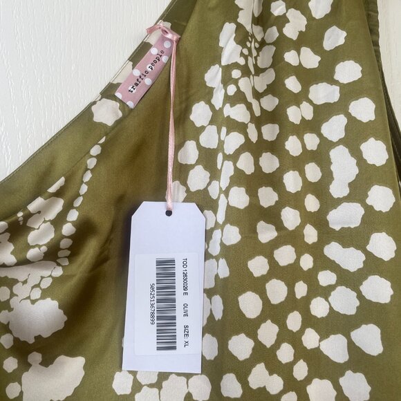 The Odes Lola Top In Olive - Picture 6 of 6